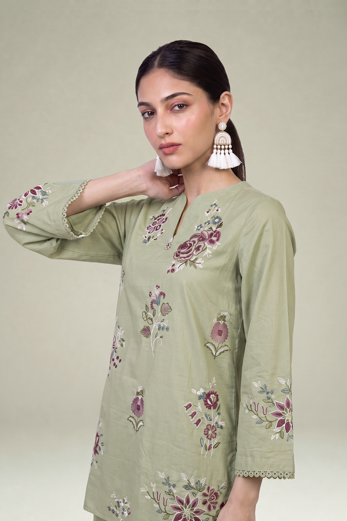 Embroidered Cambric Floral Cambric Kurta - 1-26-102-A-F-VG