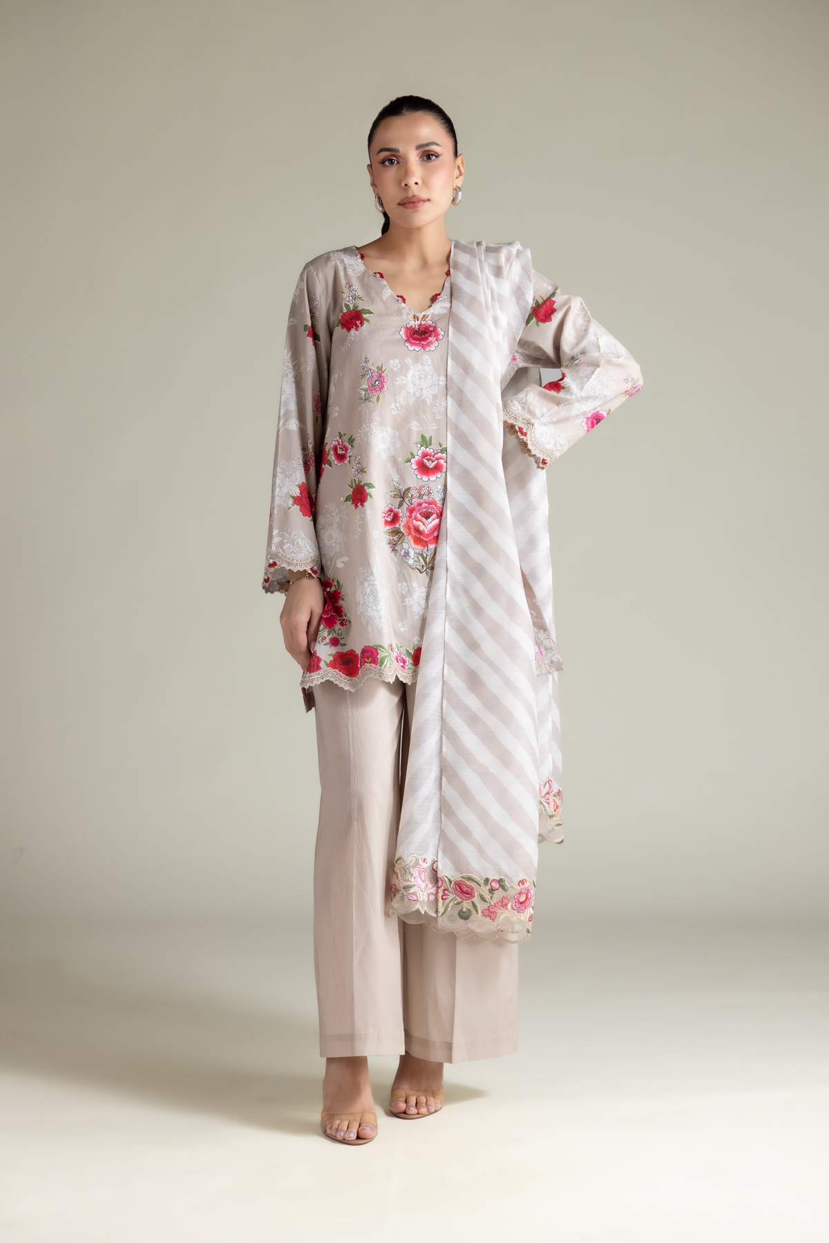 Embroidered Cambric Fabrics 3 Piece - 1-26-102-A-F-VG
