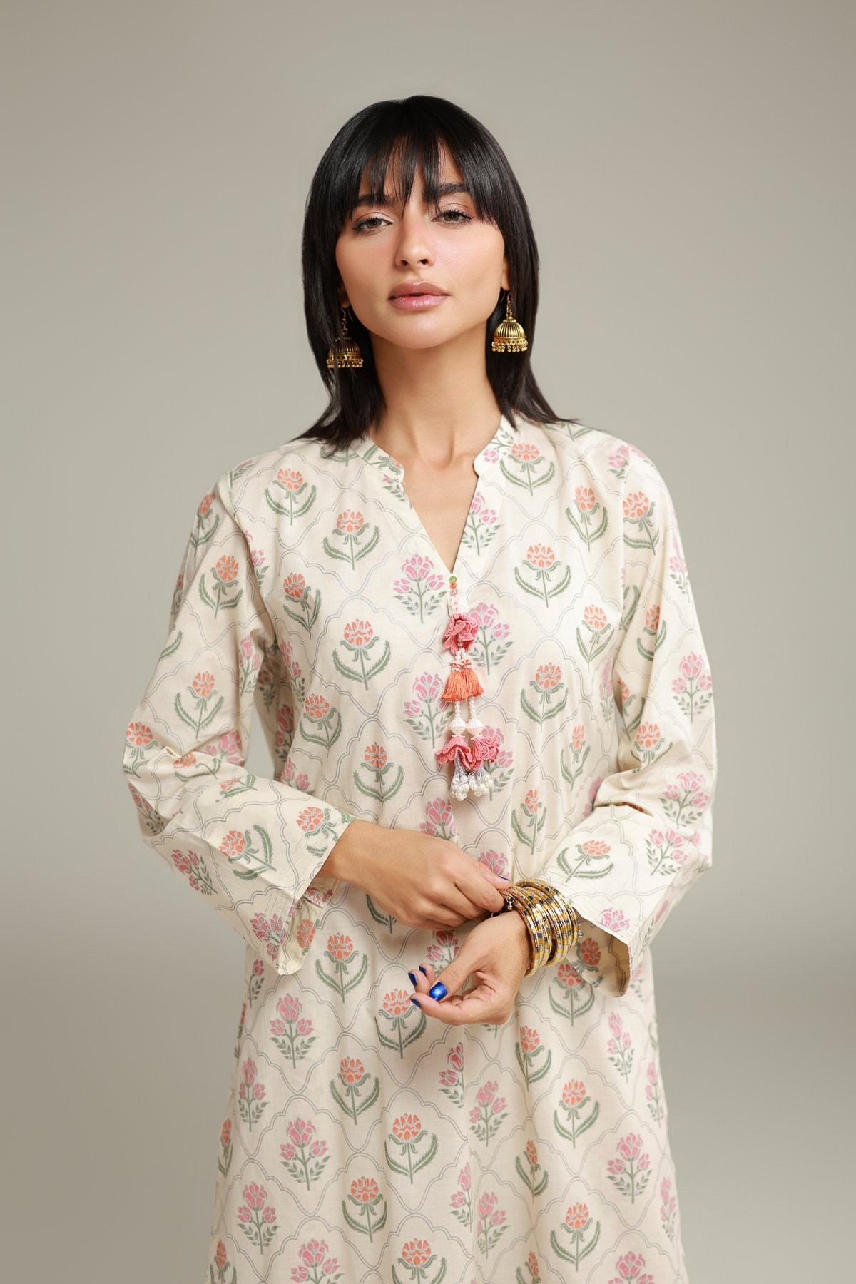 Printed Cambric Floral Off-White Kurta - T-A112-26-118EE1-VG