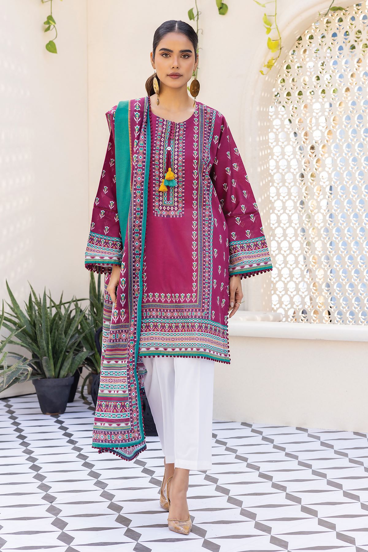 Buy Fabrics 2 Piece | Top Dupatta | 2800.00 PKR | 1001801060 | Khaadi