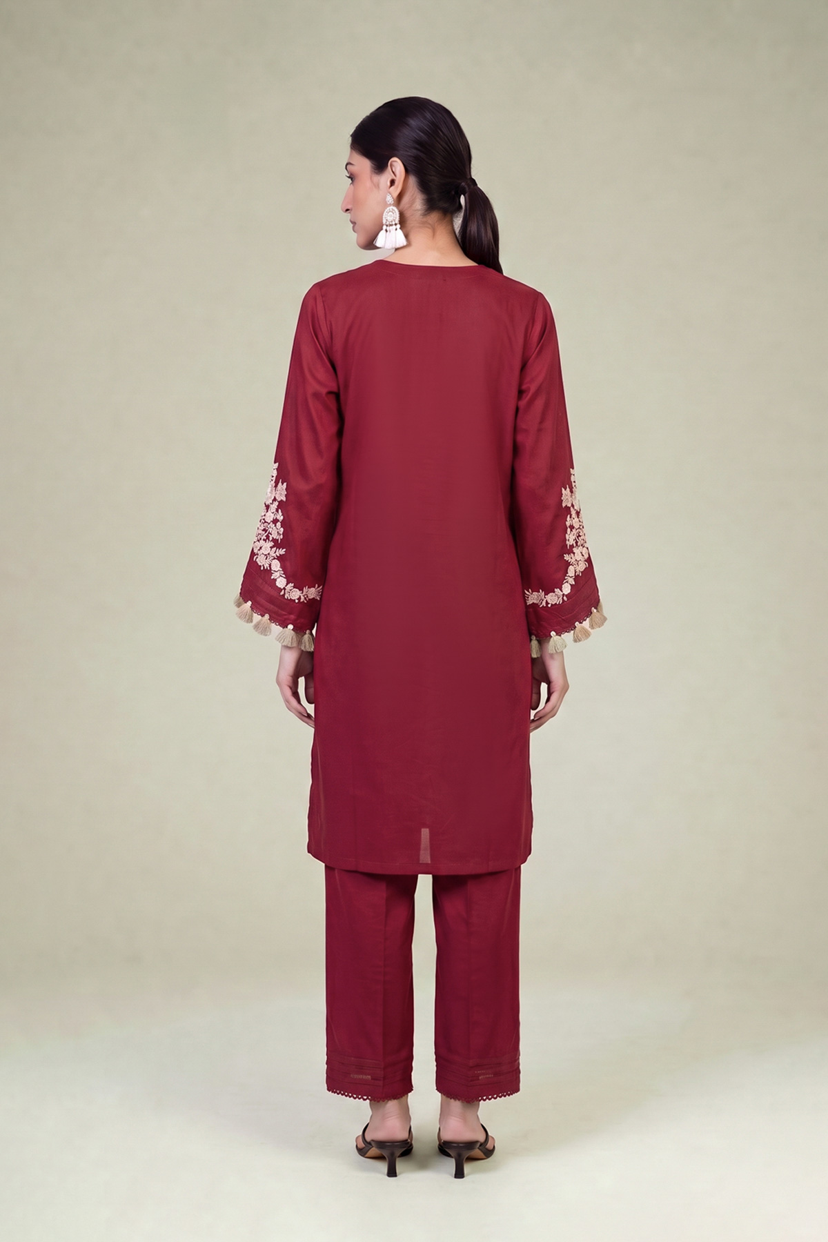 Embroidered Cambric Maroon V-Neck Kurta - 1-26-229-B-F1-VG