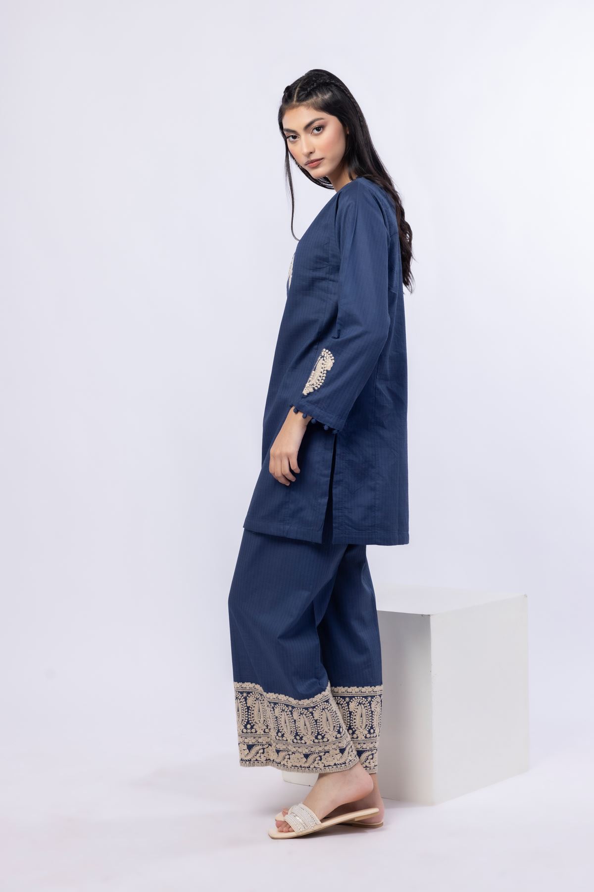 Embroidered Cotton Dobby Pants - R-EEB24719A-VG