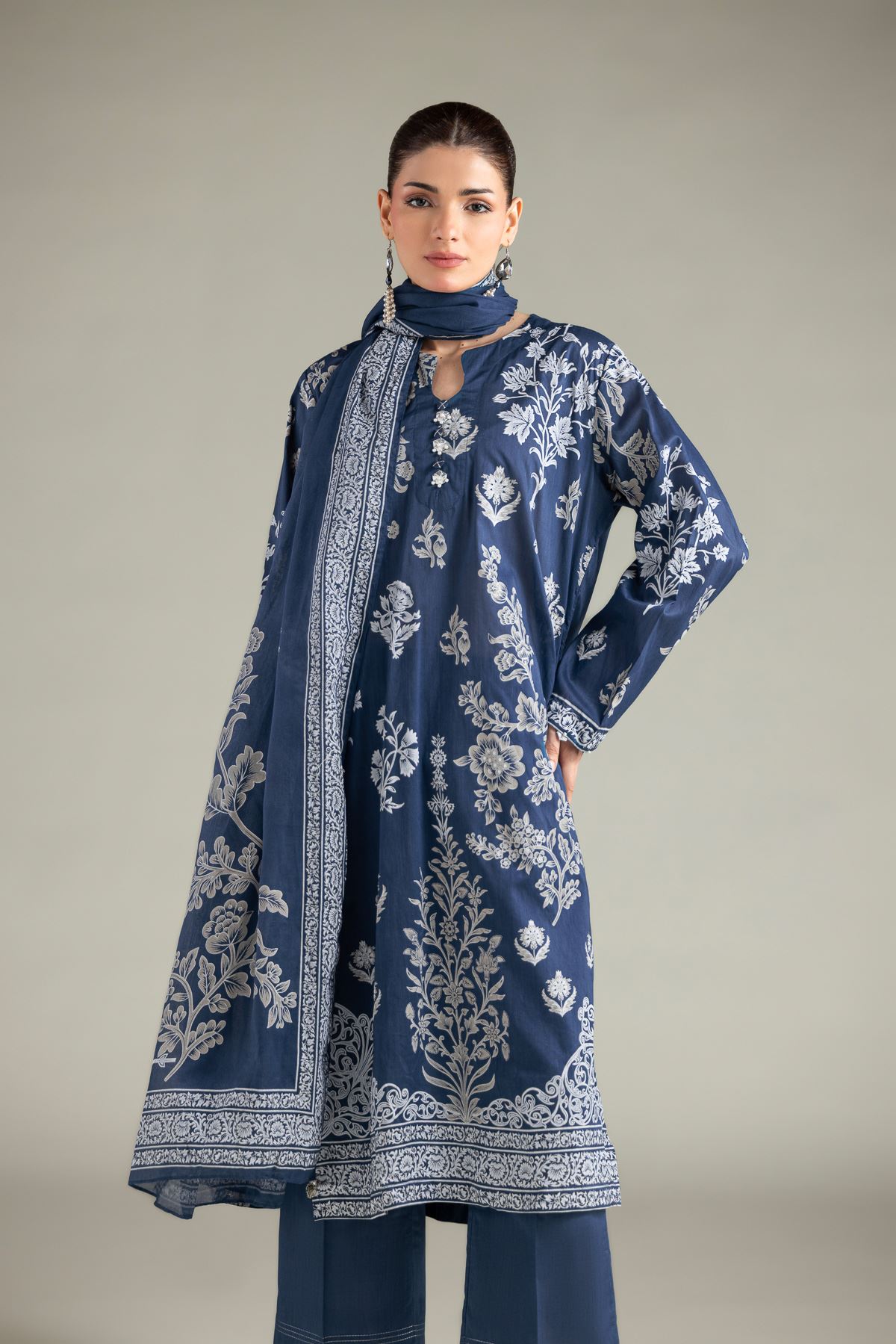 Printed Lawn Fabrics 3 Piece - A22-26-205FH1-VG