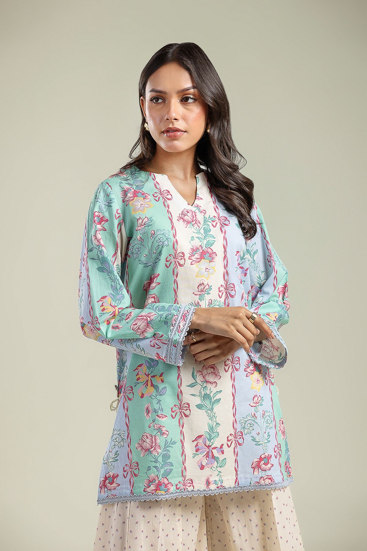 Printed Cambric Floral V-Neck Kurta - 1-26-208-A-F1-VG