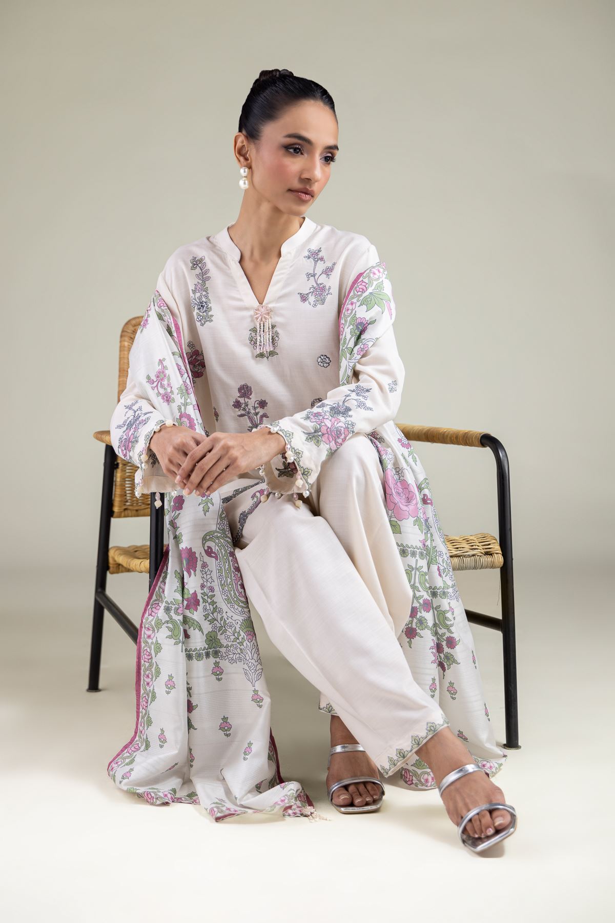 Embroidered Polyester Silk Floral All-Season Dupatta - 2-26-112-A-D-VG