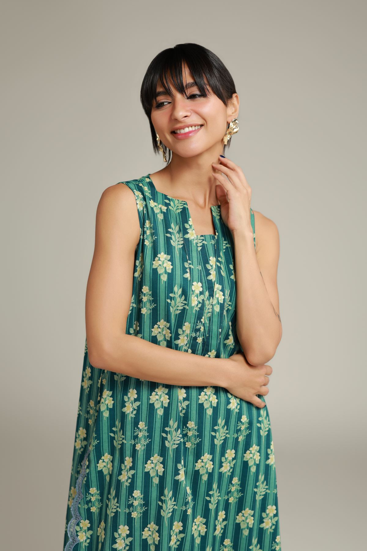 Embroidered Cotton Dobby Teal Cotton Kurta - R-EKT24106-VG