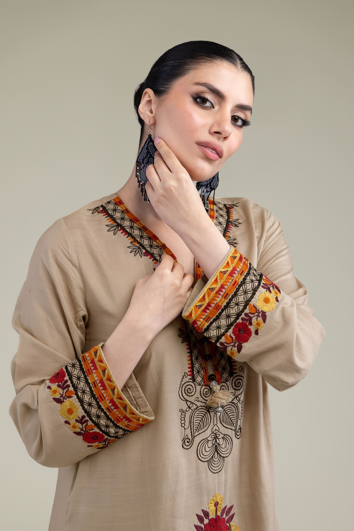 Embroidered Raw Silk Floral Silk Kurta - T-A33-26-206FG2-VG