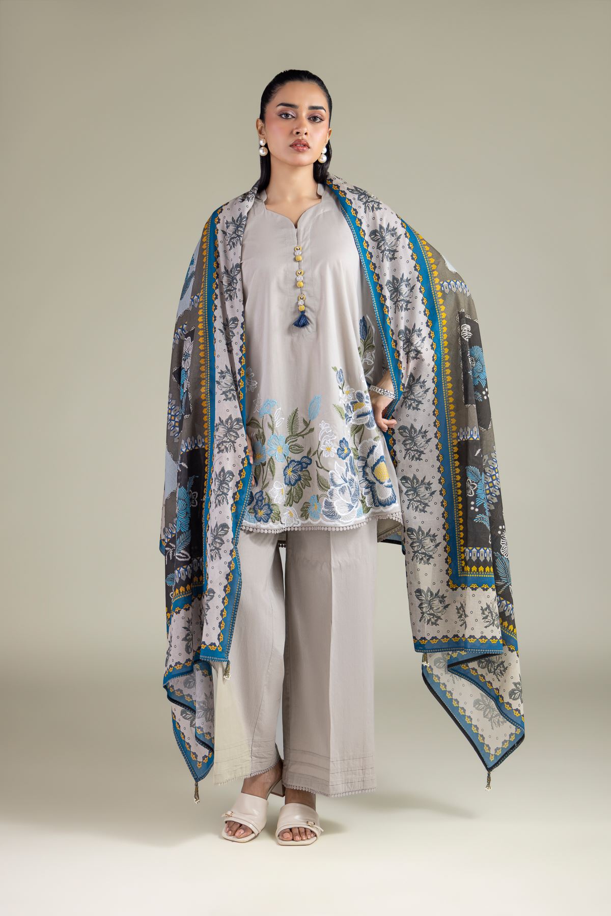 Embroidered Lawn Spring Lawn Dupatta - 1-26-129-B-C-VG