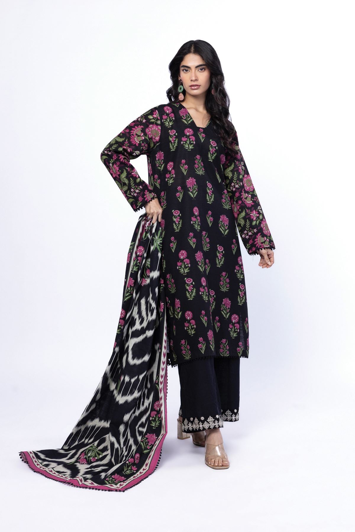 Embroidered Khaddar Fabrics 3 Piece - KW30A-VG