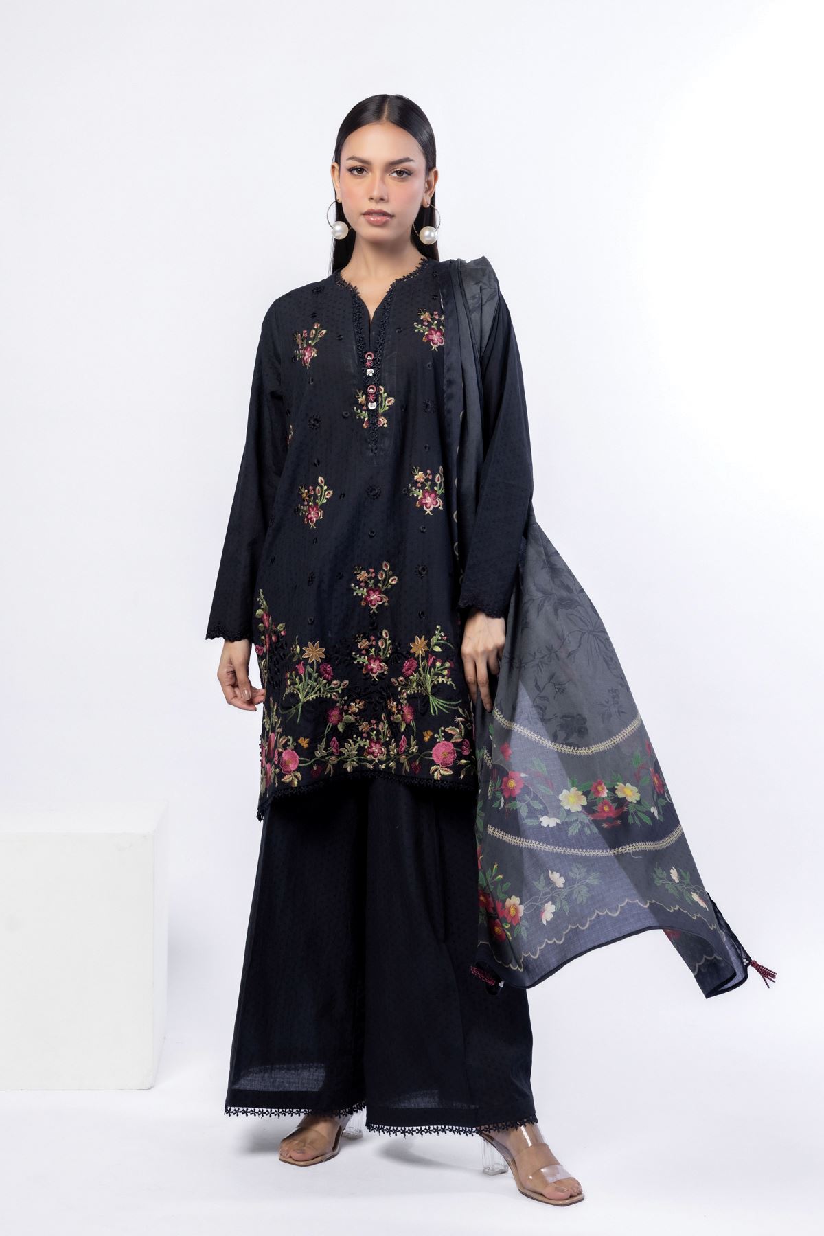 Embroidered Cotton Dobby Tailored 3 Piece - 25-09-12E2-06TA-VG