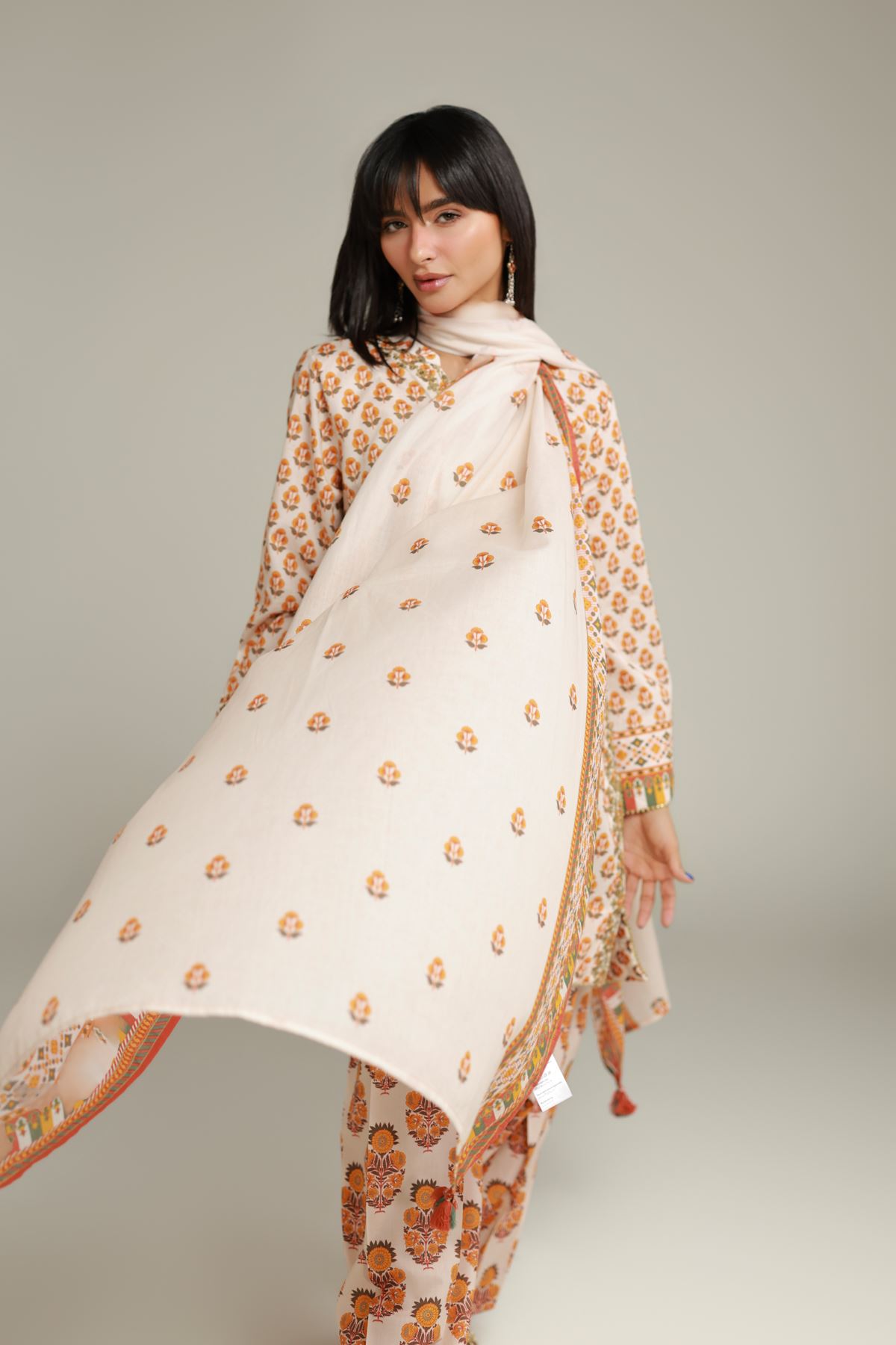 Embroidered Lawn Floral Lawn Dupatta - 1-26-138-A-E-VG