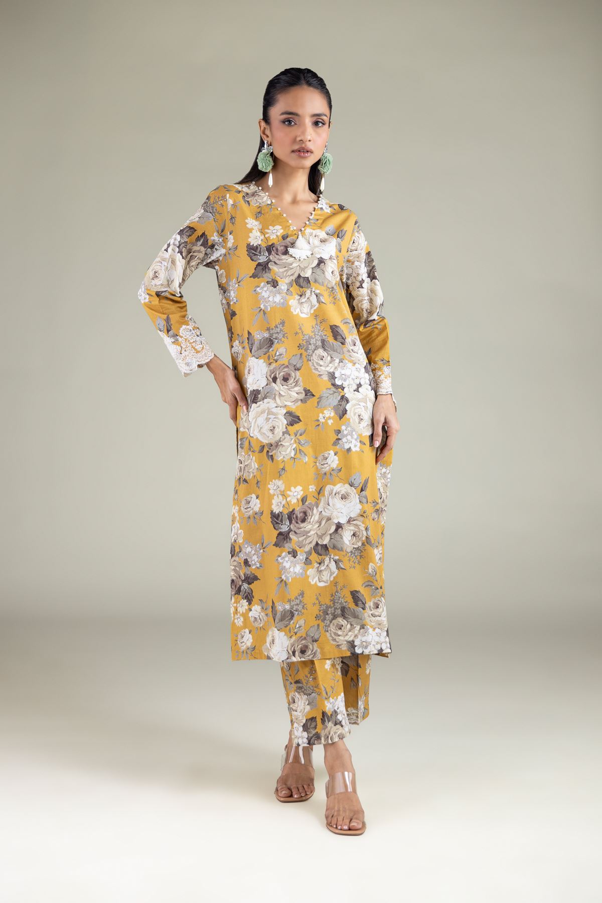 Embroidered Cambric Floral Pearl Kurta - 25-10-12E11-07TA-VG