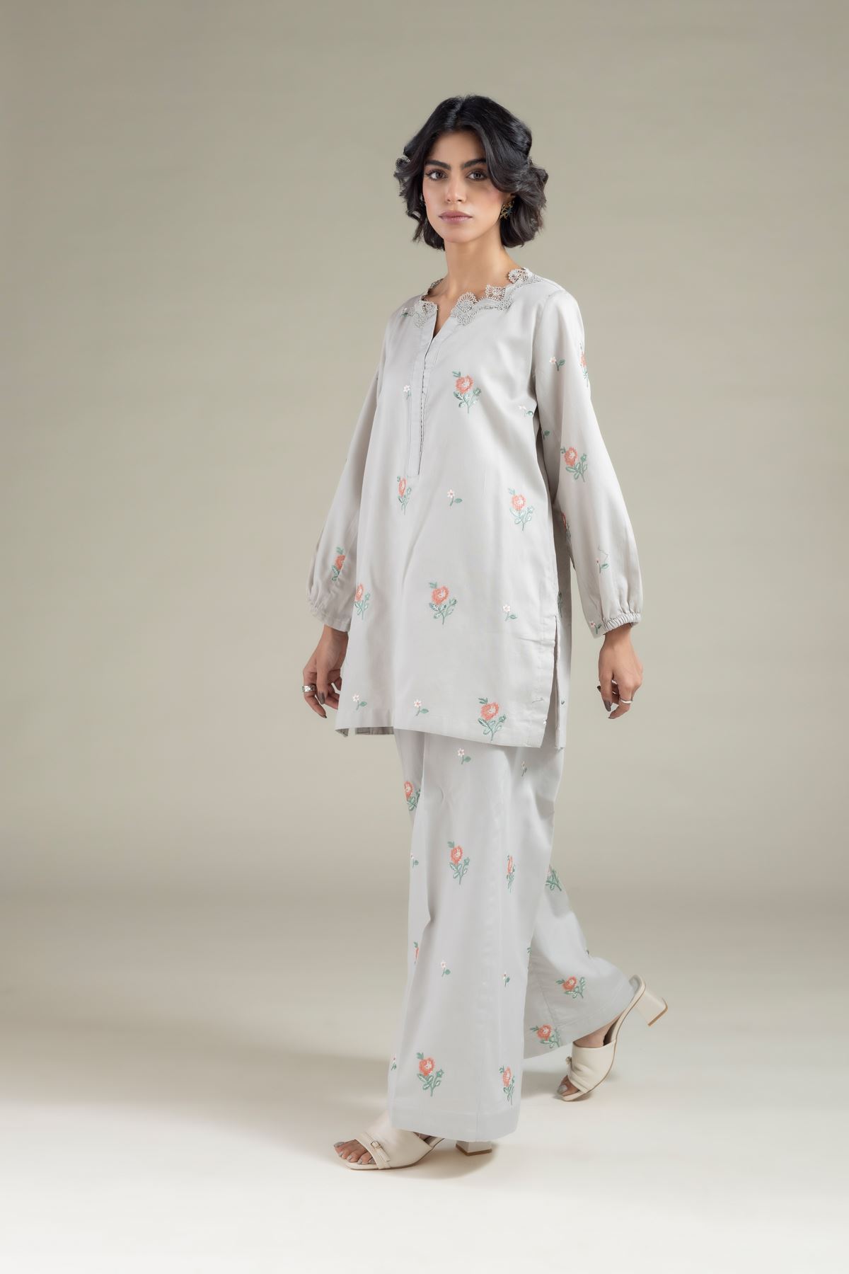 Embroidered Textured Cotton Kurta - 25-09-12E2-01TA-VG
