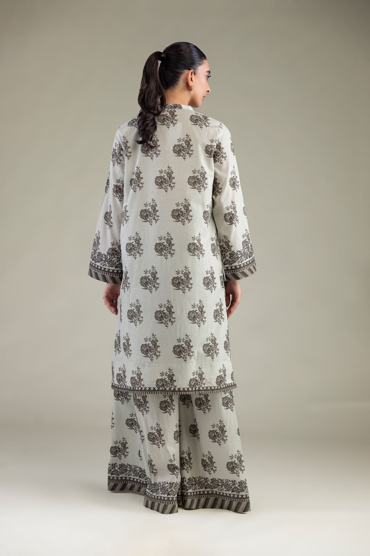 Printed Cambric Floral Longline Kurta - T-A33-26-204FB1-VG