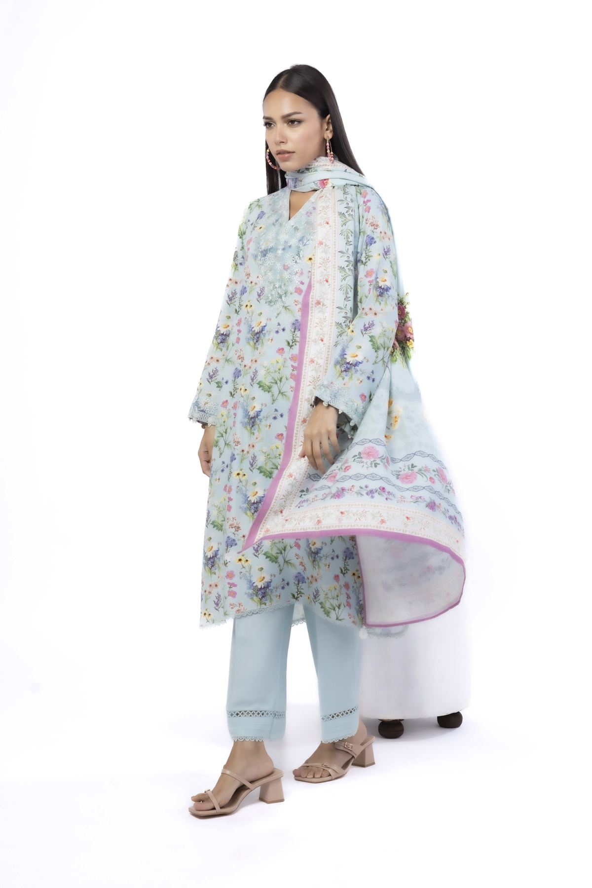 Embroidered Blended Khaddar Fabrics 3 Piece - KW38A-VG