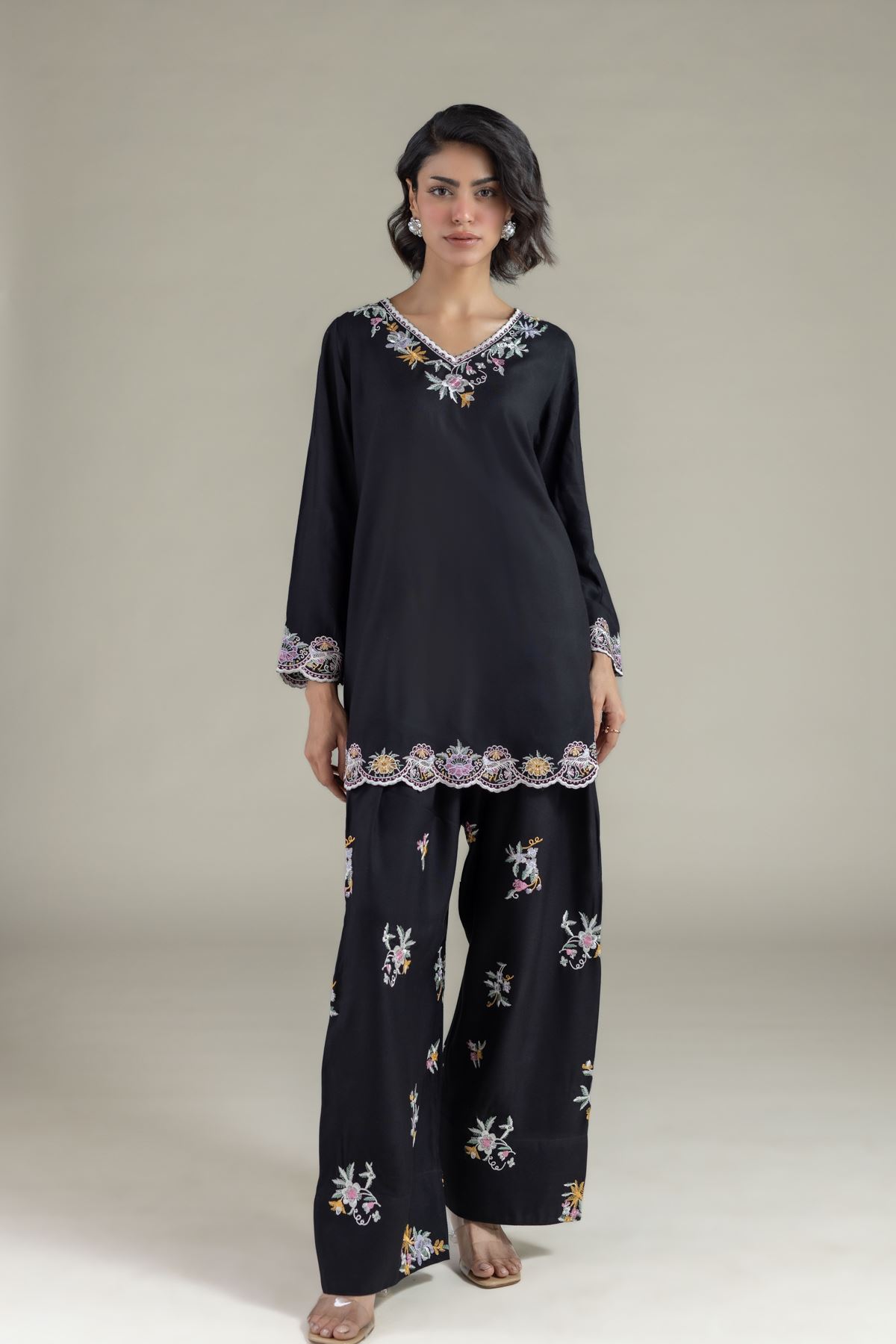 Embroidered Heavy Blended Viscose Floral V-Neck Kurta - 25-10-11E12-03TB-VG