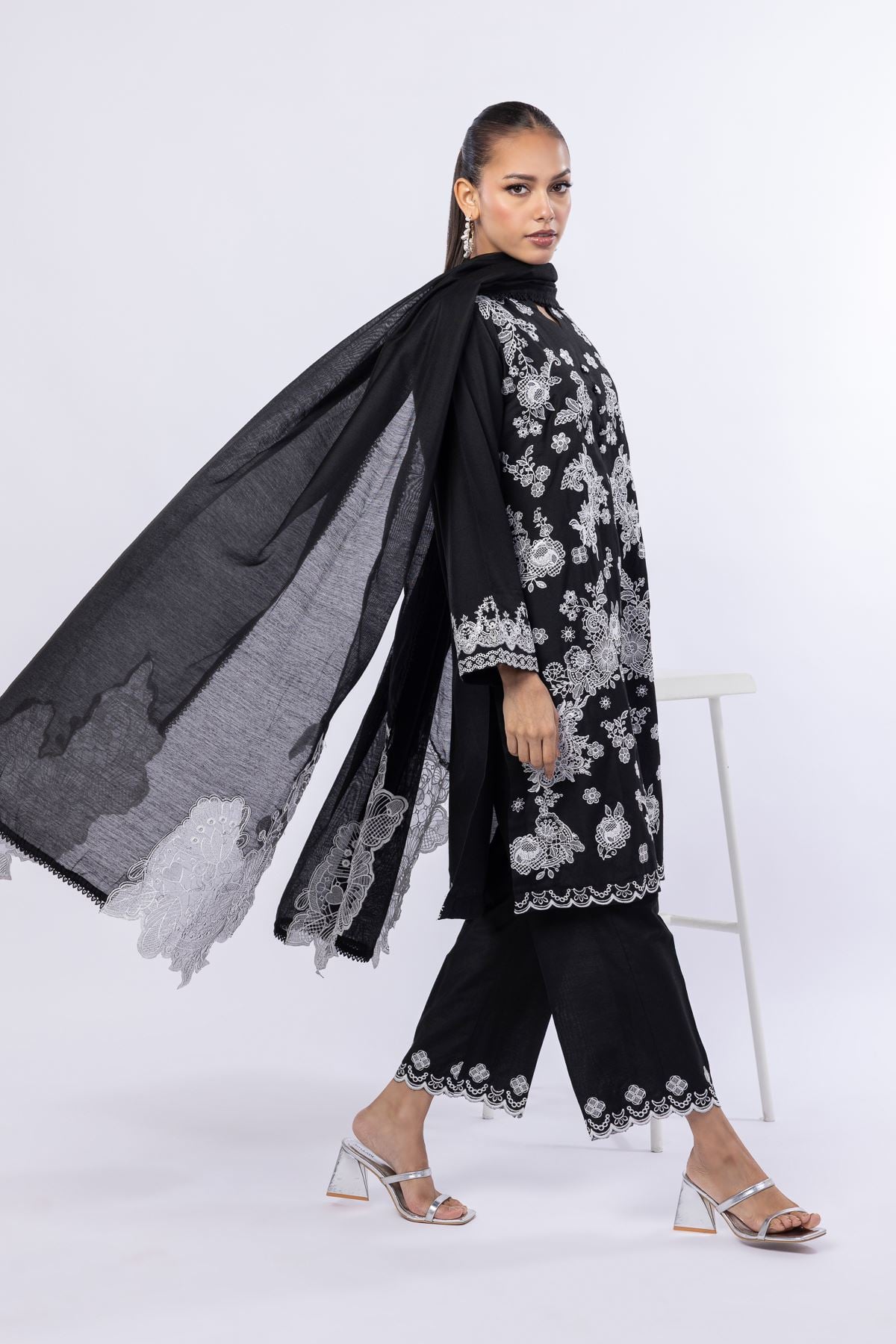 Embroidered Raw Silk Pants - 25-09-9S1-01TA-VG