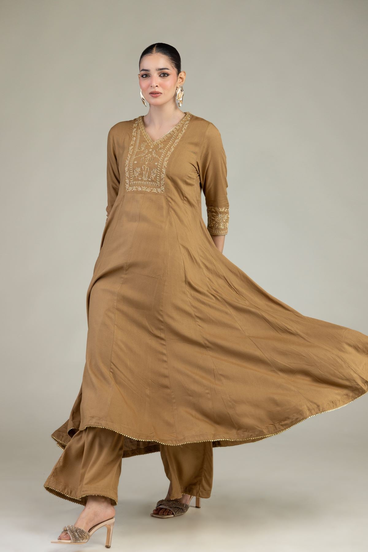 Embroidered Raw Silk Raw Silk Pants - 2-26-203-A-D1-VG