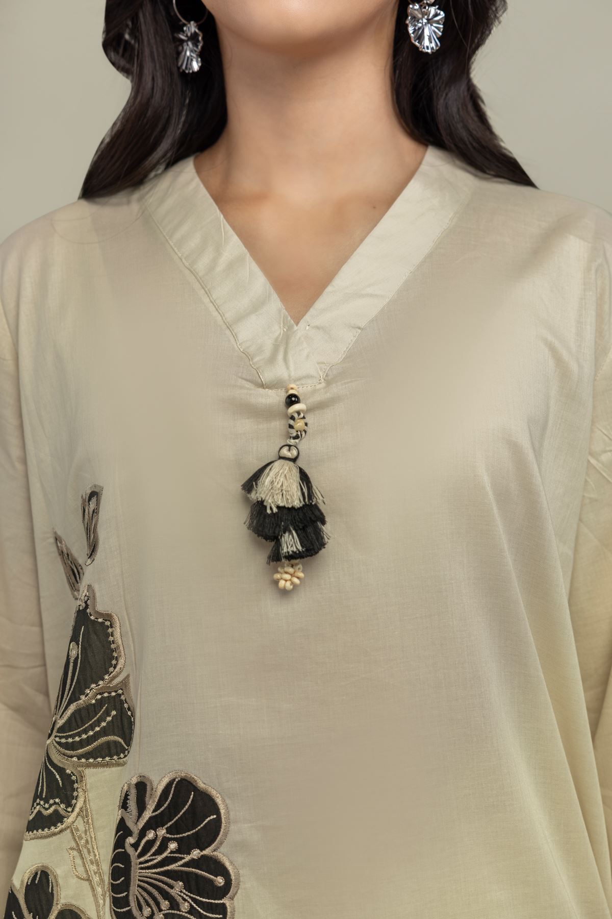 Cambric Floral Beige Kurta - T-A33-26-205FG2-VG