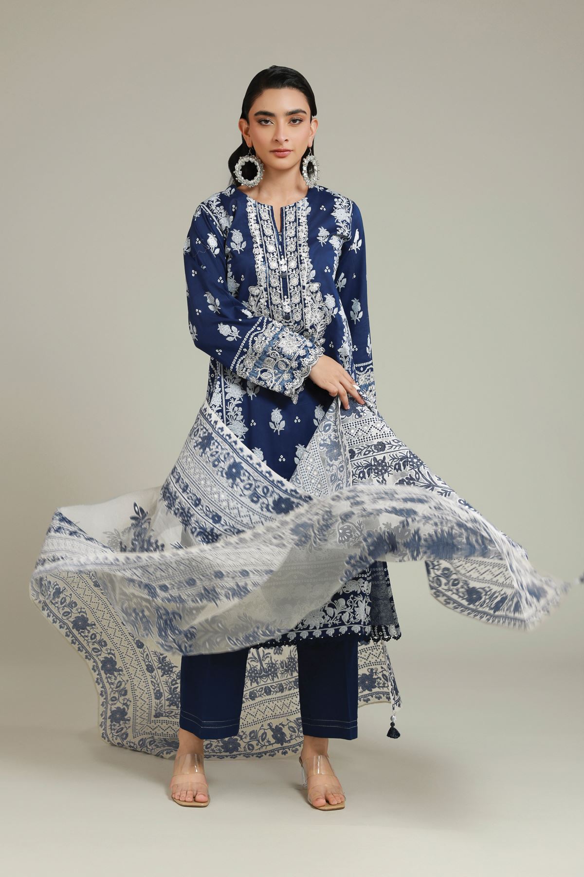Embroidered Cambric Cambric 3-Piece Set - 26-02-1E13-08TA-VG