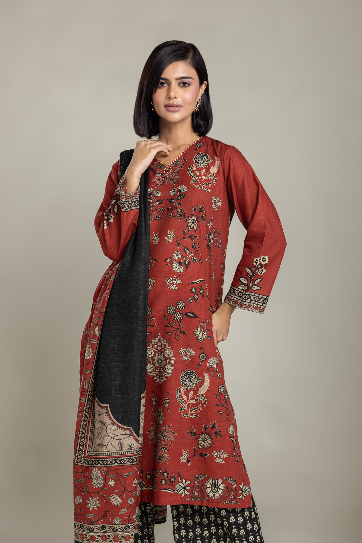 Printed Light Khaddar Tailored 3-Piece Set - 1-26-226-A-A2-VG