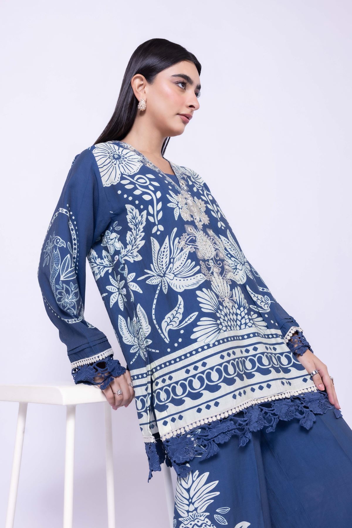 Embroidered Raw Silk Kurta - 25-09-11E7-05TB-VG