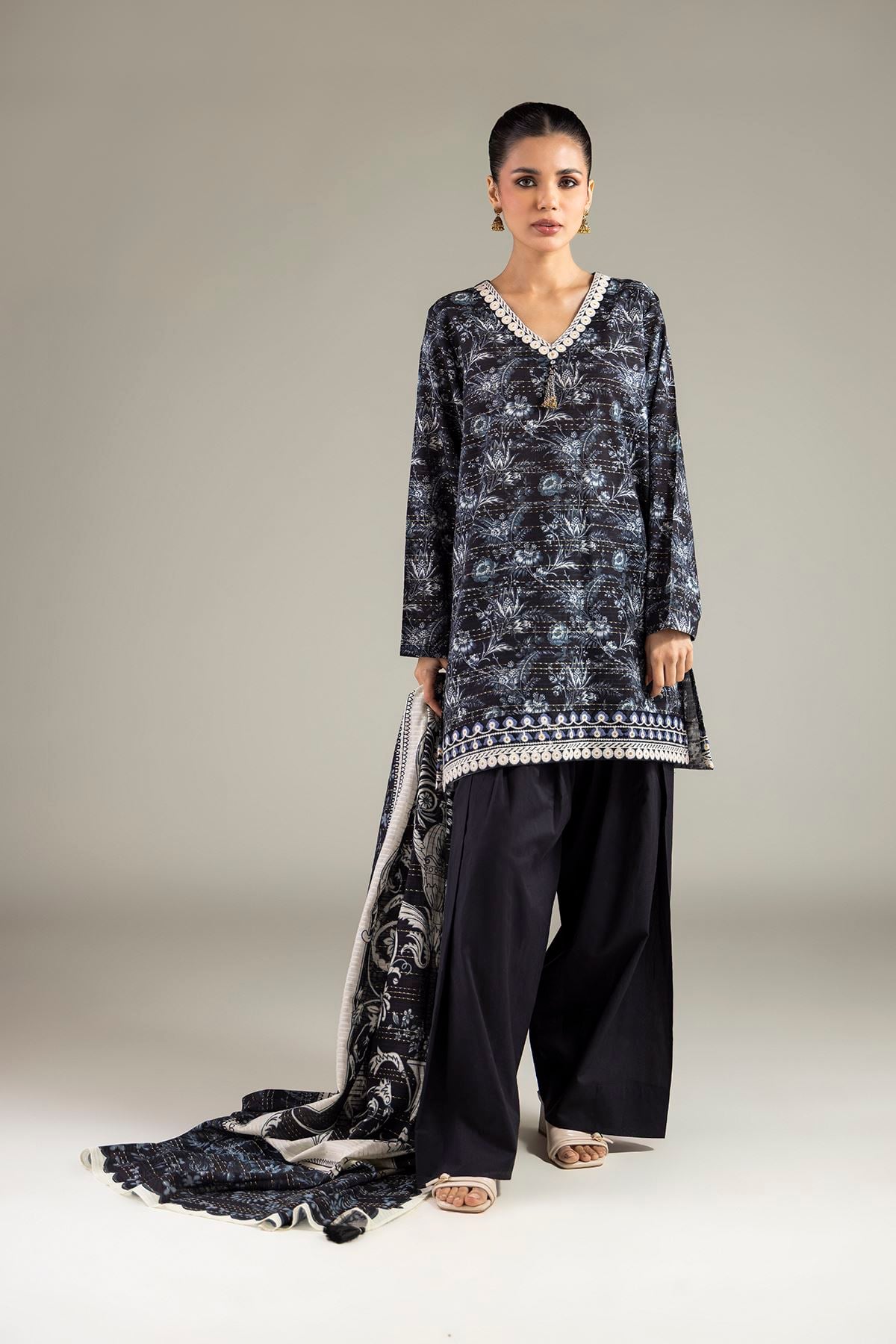 Embroidered Mesuri Dobby Black 3-Piece Tailored - 1-26-102-A-F-VG
