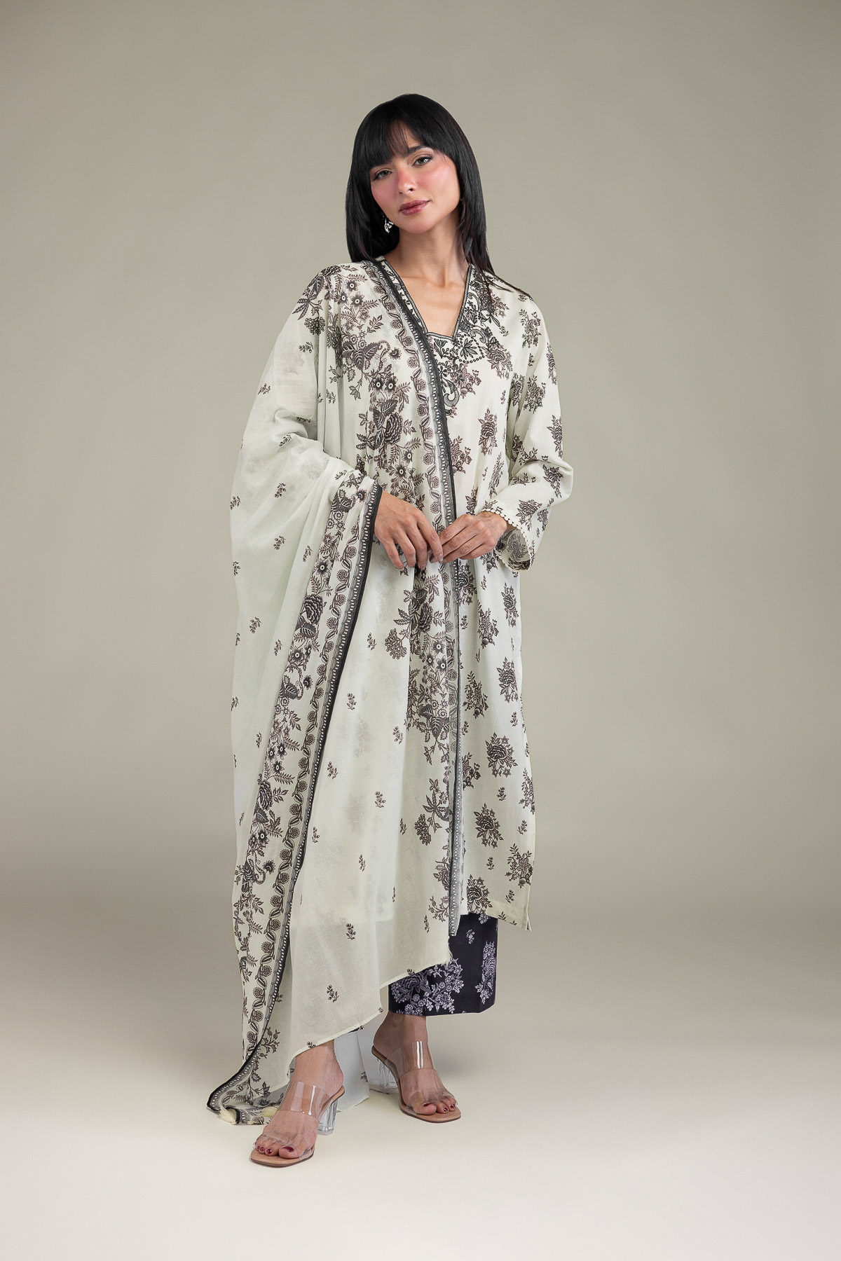 Embroidered Lawn Fabrics 3 Piece - T-A33-26-207FD1-VG