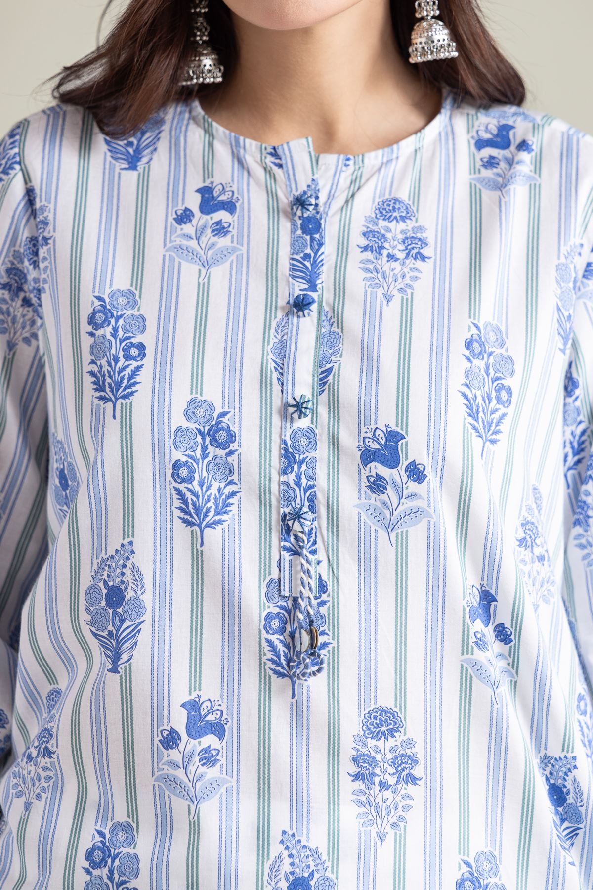 Embroidered Cambric Floral Cambric Kurta - 1-26-139-A-B-VG