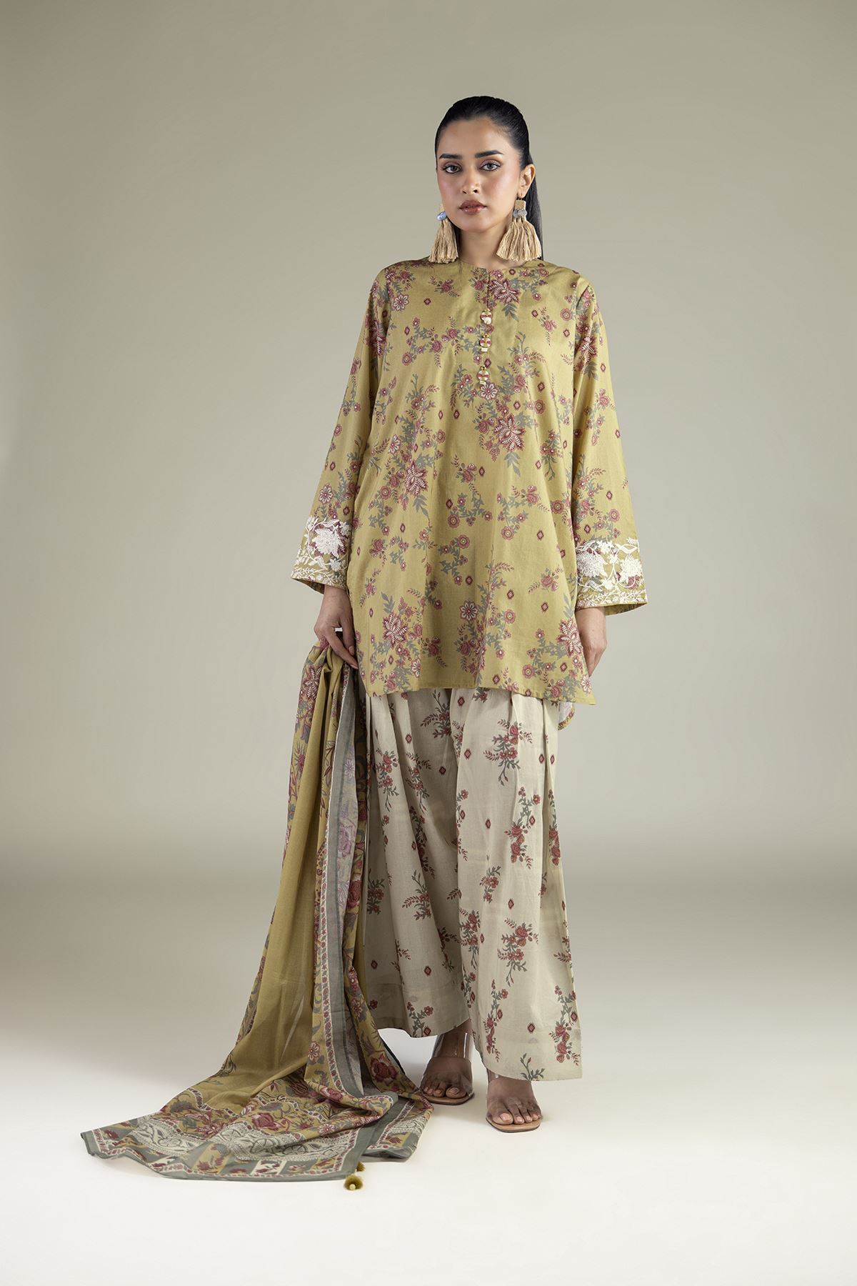 Embroidered Lawn 3-Piece Tailored Lawn - T-A11-26-118FI2-VG