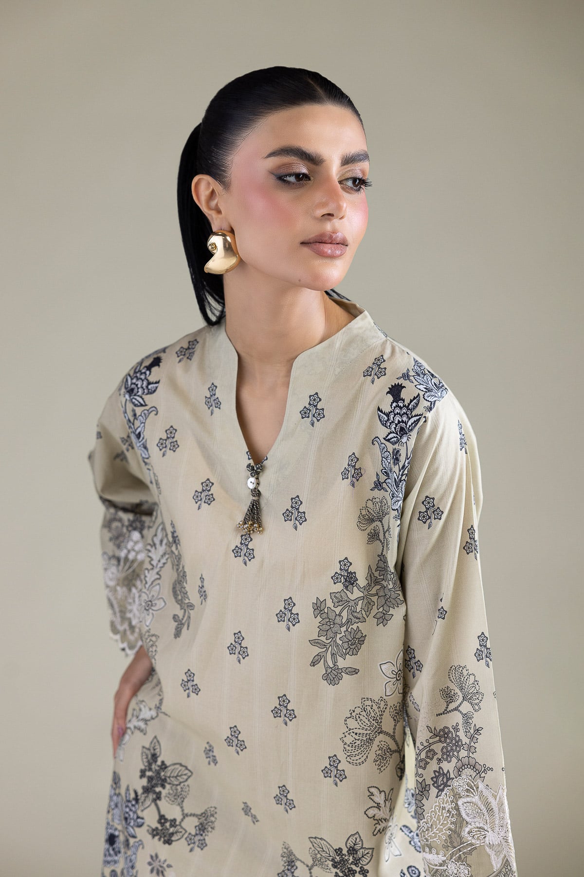 Embroidered Lawn Fabrics 3 Piece - T-A33-26-207FD1-VG