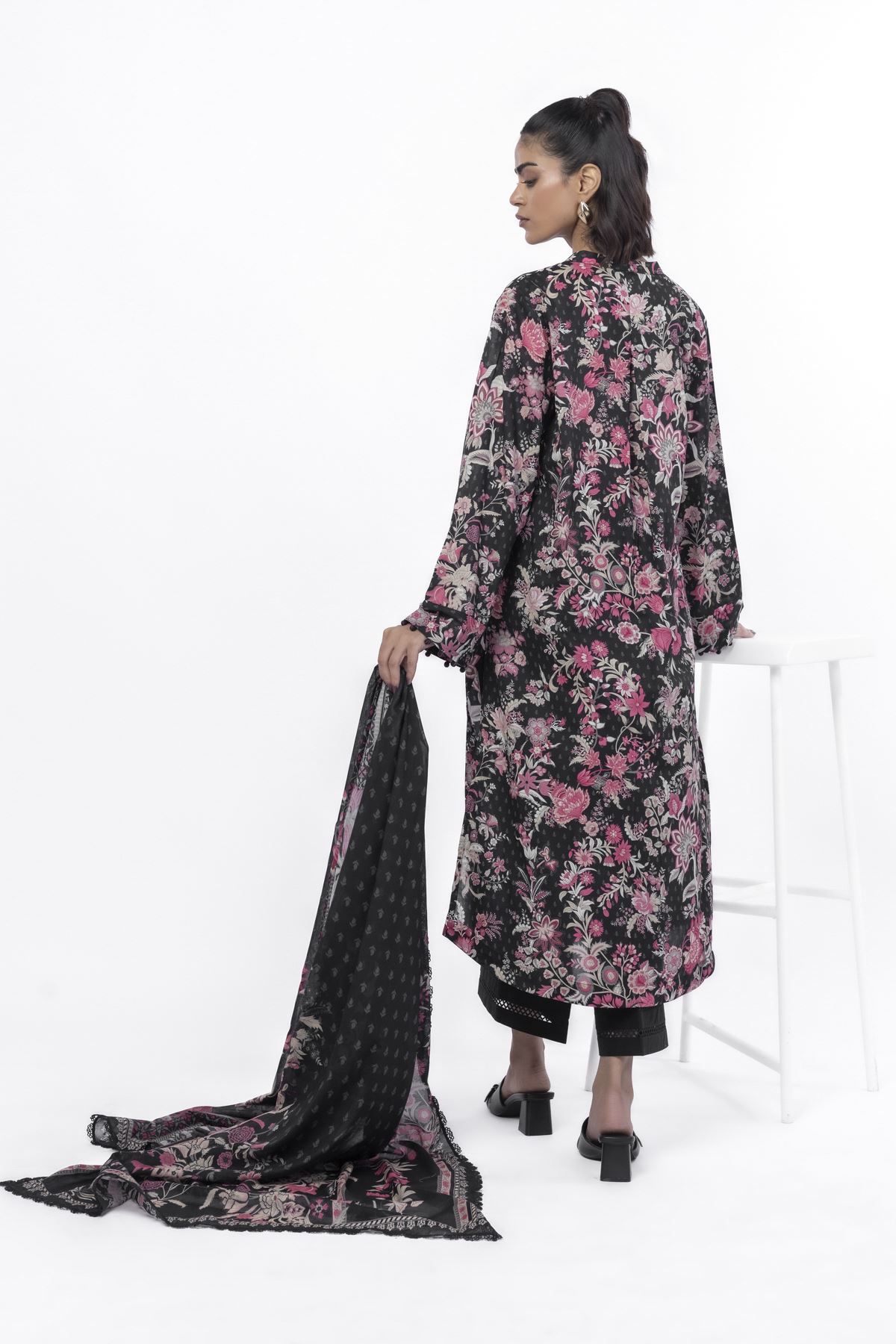 Printed Lawn Fabrics 3 Piece - CA02A-VG