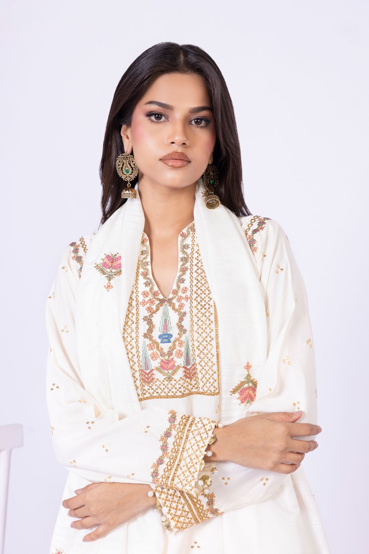 Embroidered Polyester Silk Dupatta - 25-10-10S5-05TA-VG