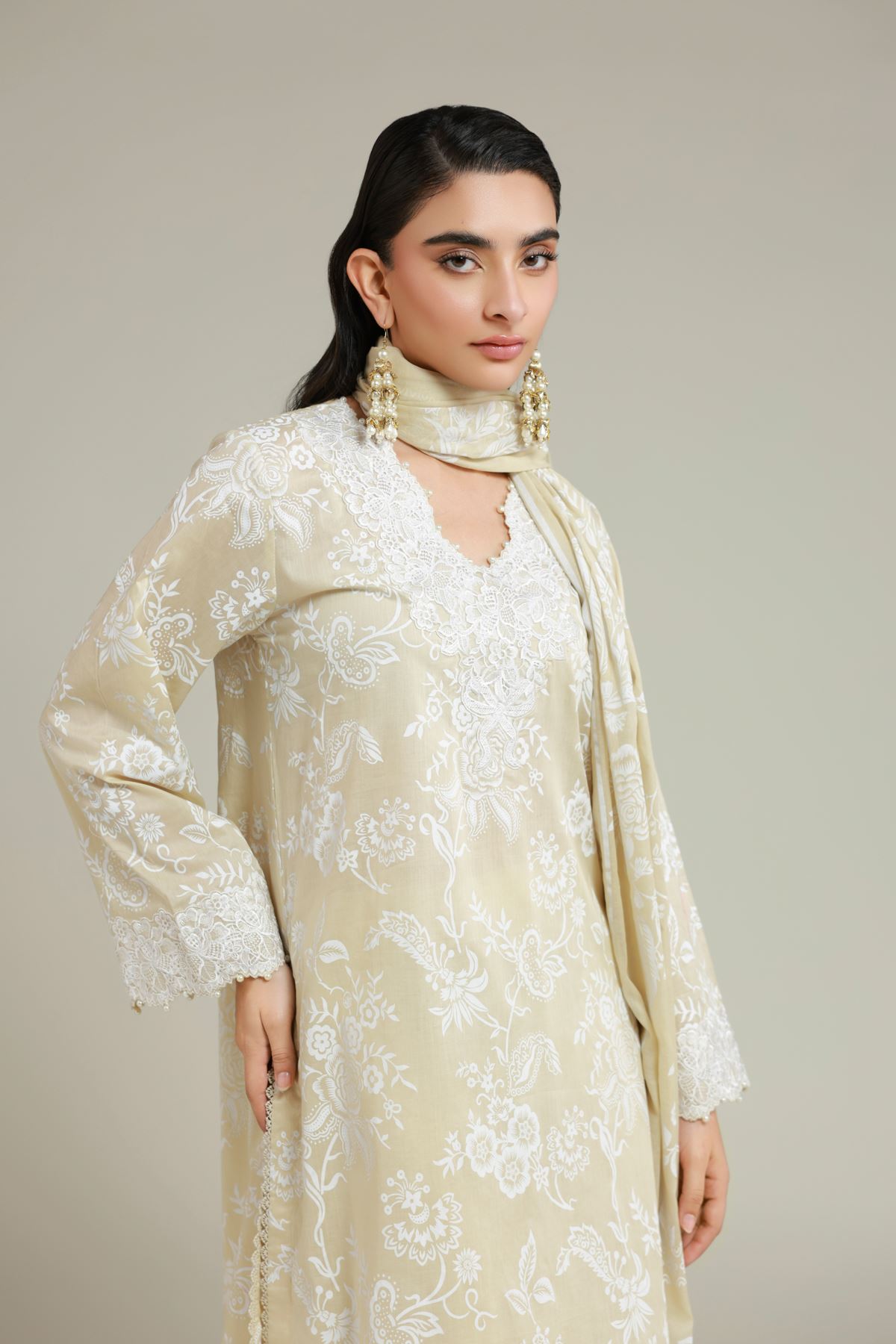 Embroidered Lawn Tailored 3 Piece - 1-26-127-A-D-VG