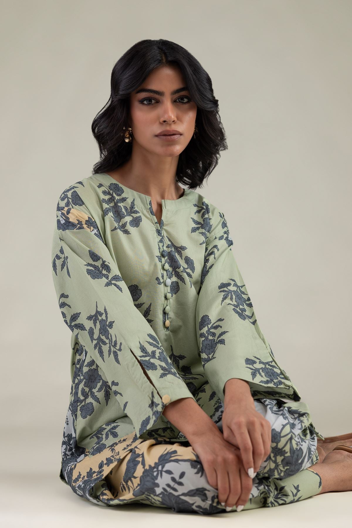 Embroidered Cambric Floral Short Kurta - 8-26-303-A-C1-VG