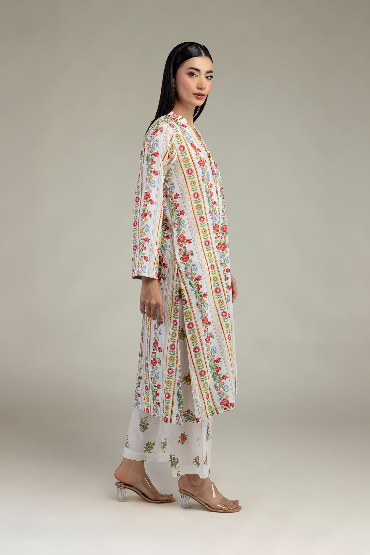 Embroidered Lawn Fabrics 2 Piece | Top and Bottom - A22-26-214FH1-VG