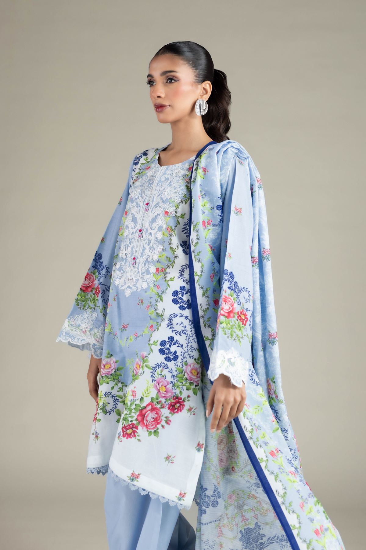 Embroidered Cambric Tailored 3 Piece - T-A33-26-104FD1-VG