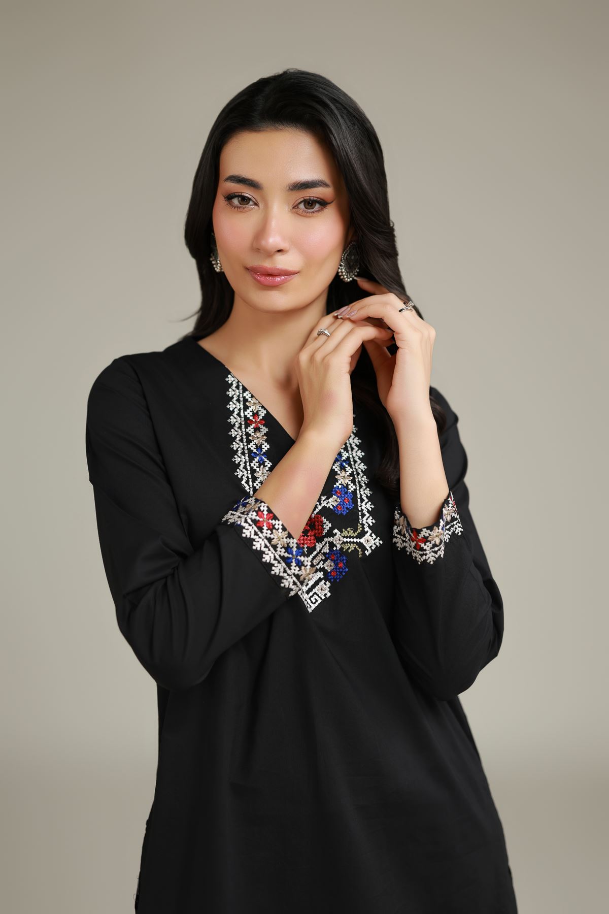 Embroidered Cambric Black Cambric Kurta - 1-26-129-A-E-VG
