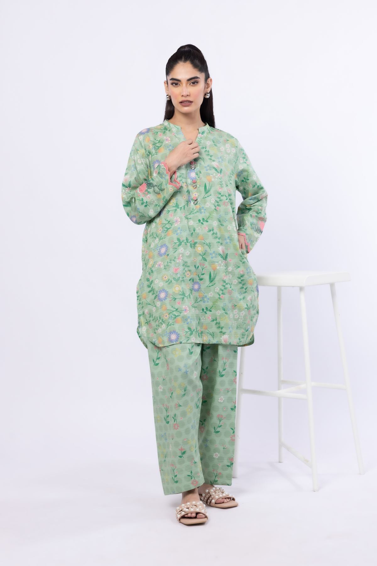 Embroidered Cotton Dobby Kurta - 25-10-12E4-05TA-VG