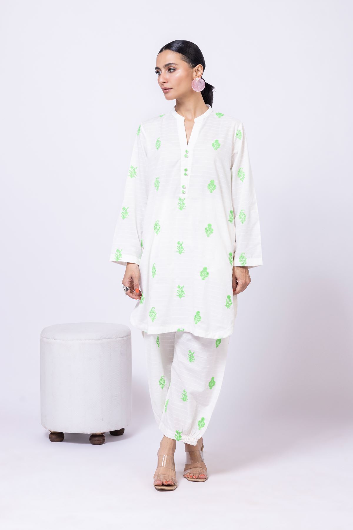 Embroidered Broshia Kurta - 25-09-10E1-09TB-VG