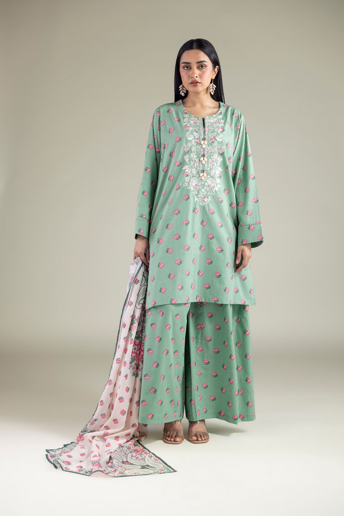 Embroidered Lawn Tailored 3-Piece Lawn - 8-26-204-A-C1-VG