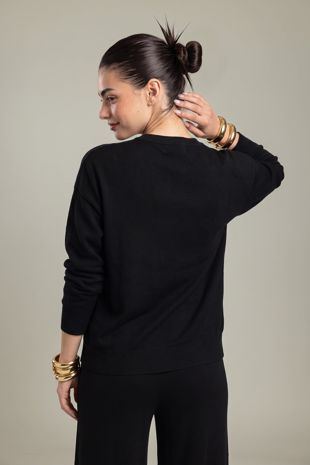 Embroidered Double Jersey Black Floral Sweatshirt - 2-26-202-A-D-VG