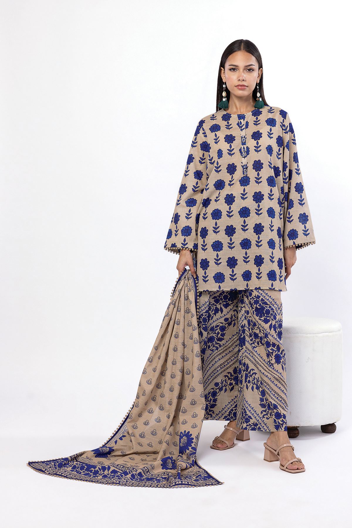Printed Khaddar Fabrics 3 Piece - KW32B-VG