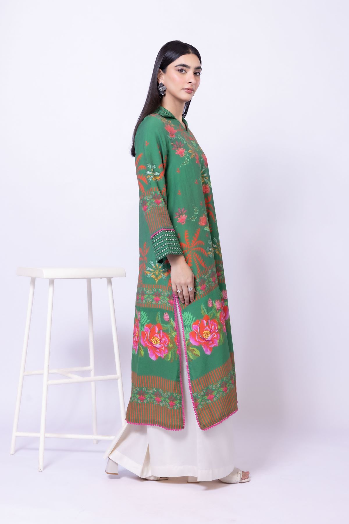 Embroidered Raw Silk Kurta - 25-09-10E5-08TB-VG