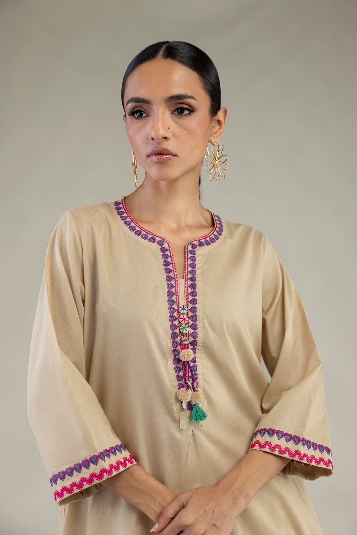 Embroidered Cambric Short Cambric Kurta - 1-26-226-A-I1-VG