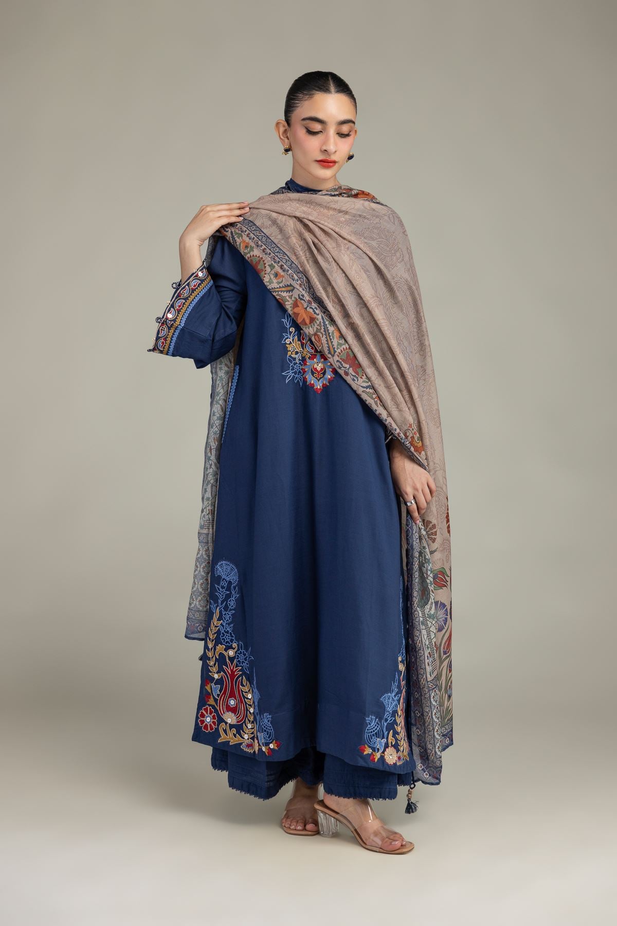 Embroidered Mesuri Mesuri Floral Dupatta - 2-26-208-A-E1-VG