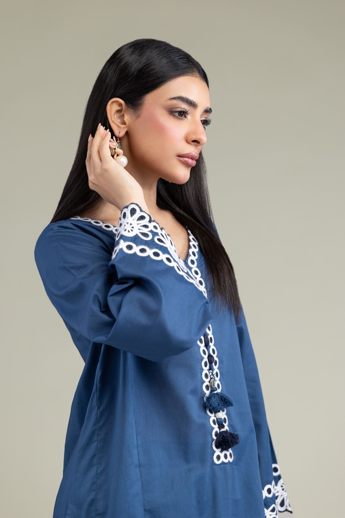 Embroidered Cambric Long Cambric Kurta - T-A11-26-101FH1-VG