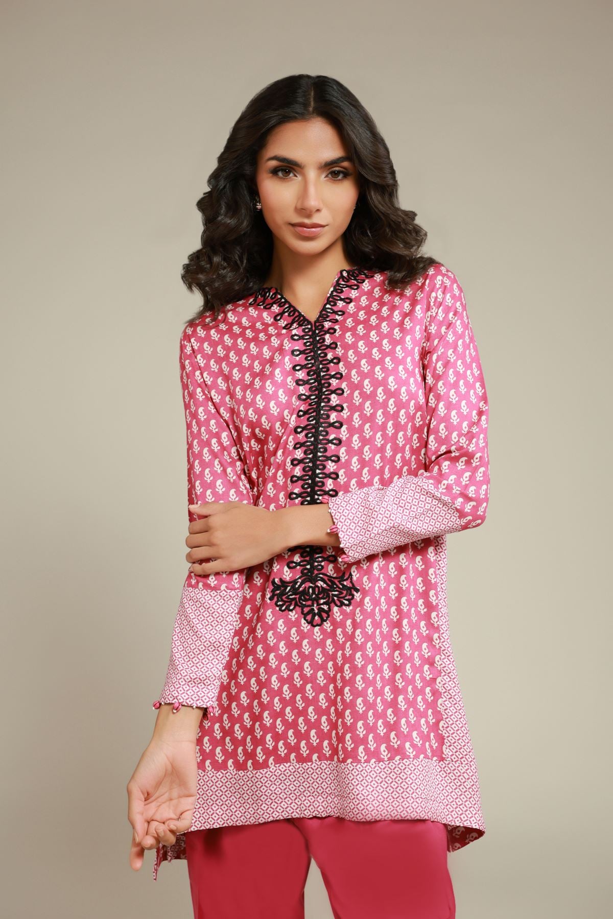 Embroidered Viscose Kurta - 25-09-10E2-09TB-VG