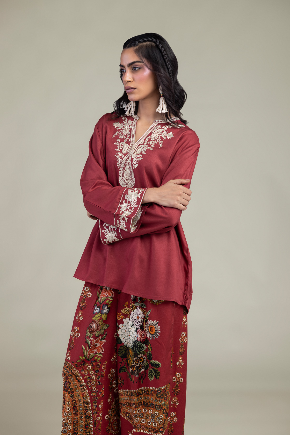 Embroidered Viscose Crepe Viscose V-Neck Tunic - 1-26-229-B-F1-VG