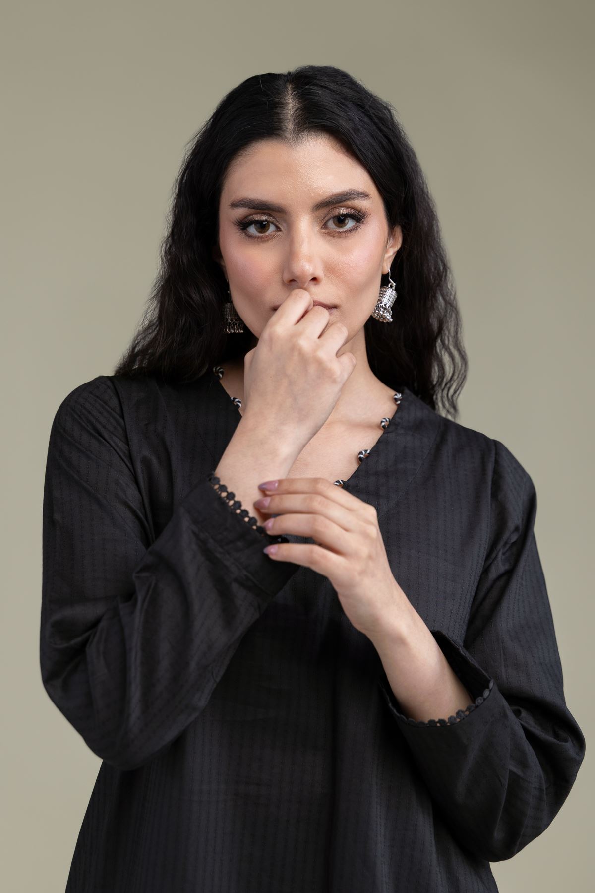 Embroidered Cotton Dobby Short Black Kurta - 2-26-204-A-F1-VG